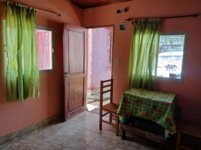 La Terminal Monoambiente en Casa Familiar
